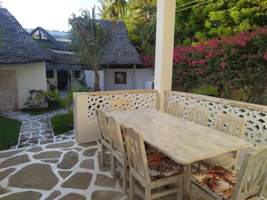 Garoda House Turtle Bay Jacuzzi ☆☆☆☆☆ Kilifi Watamu Eksteriør billede